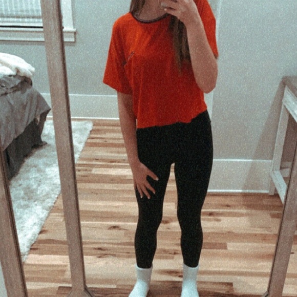 Cropped Red Tshirt (Size Small) - Picture 2 of 2